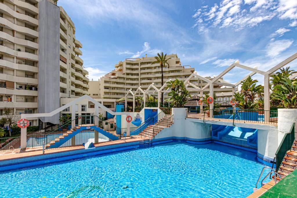 בנאלמדנה 797 Holiday Rentals- Precioso Piso Con Vistas Al Jardin En Benalbeach מראה חיצוני תמונה