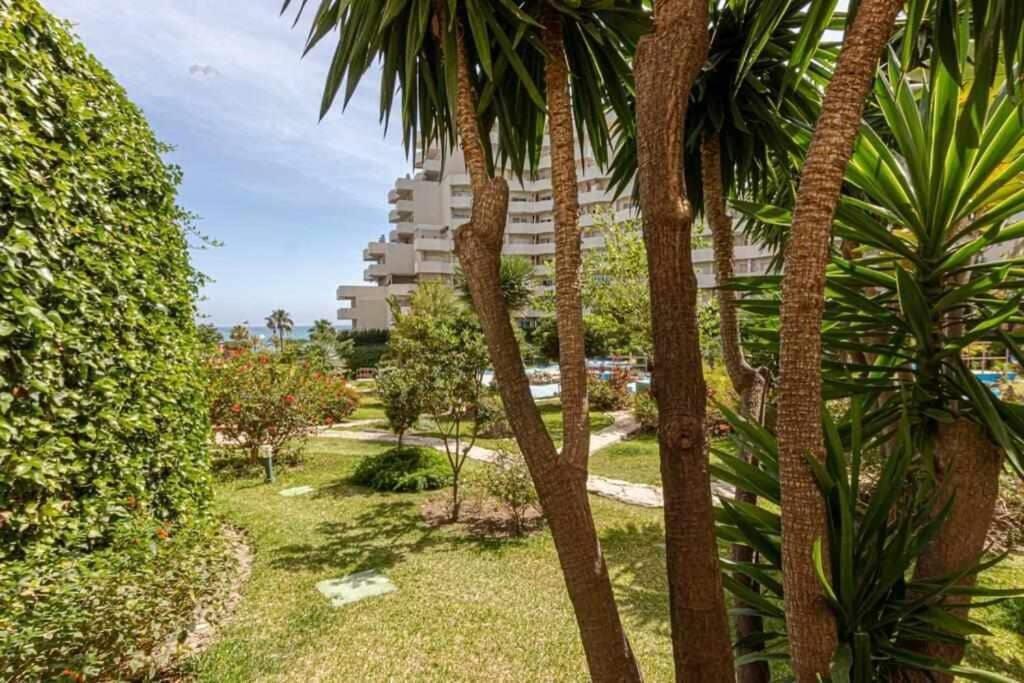 בנאלמדנה 797 Holiday Rentals- Precioso Piso Con Vistas Al Jardin En Benalbeach מראה חיצוני תמונה