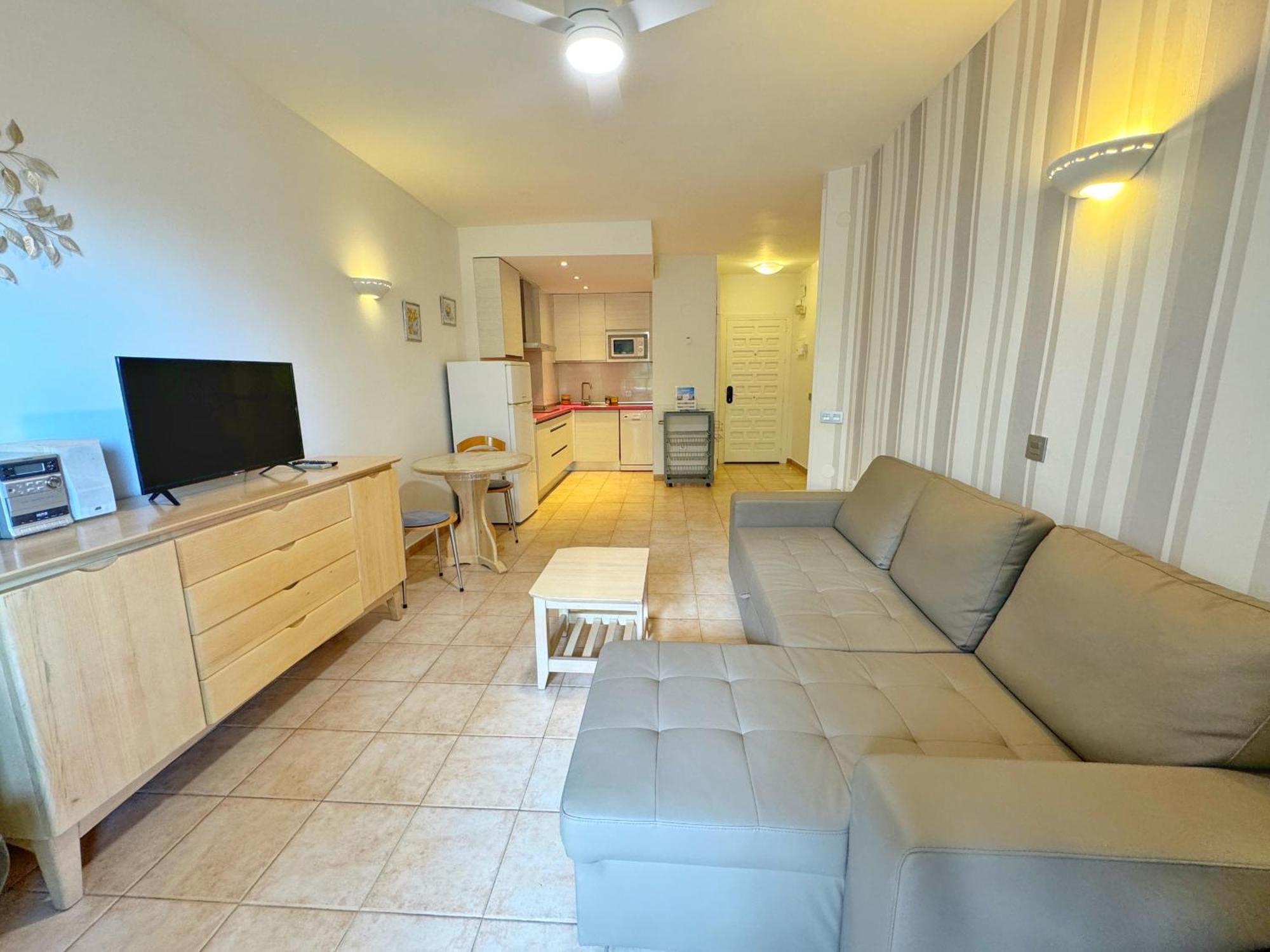בנאלמדנה 797 Holiday Rentals- Precioso Piso Con Vistas Al Jardin En Benalbeach מראה חיצוני תמונה