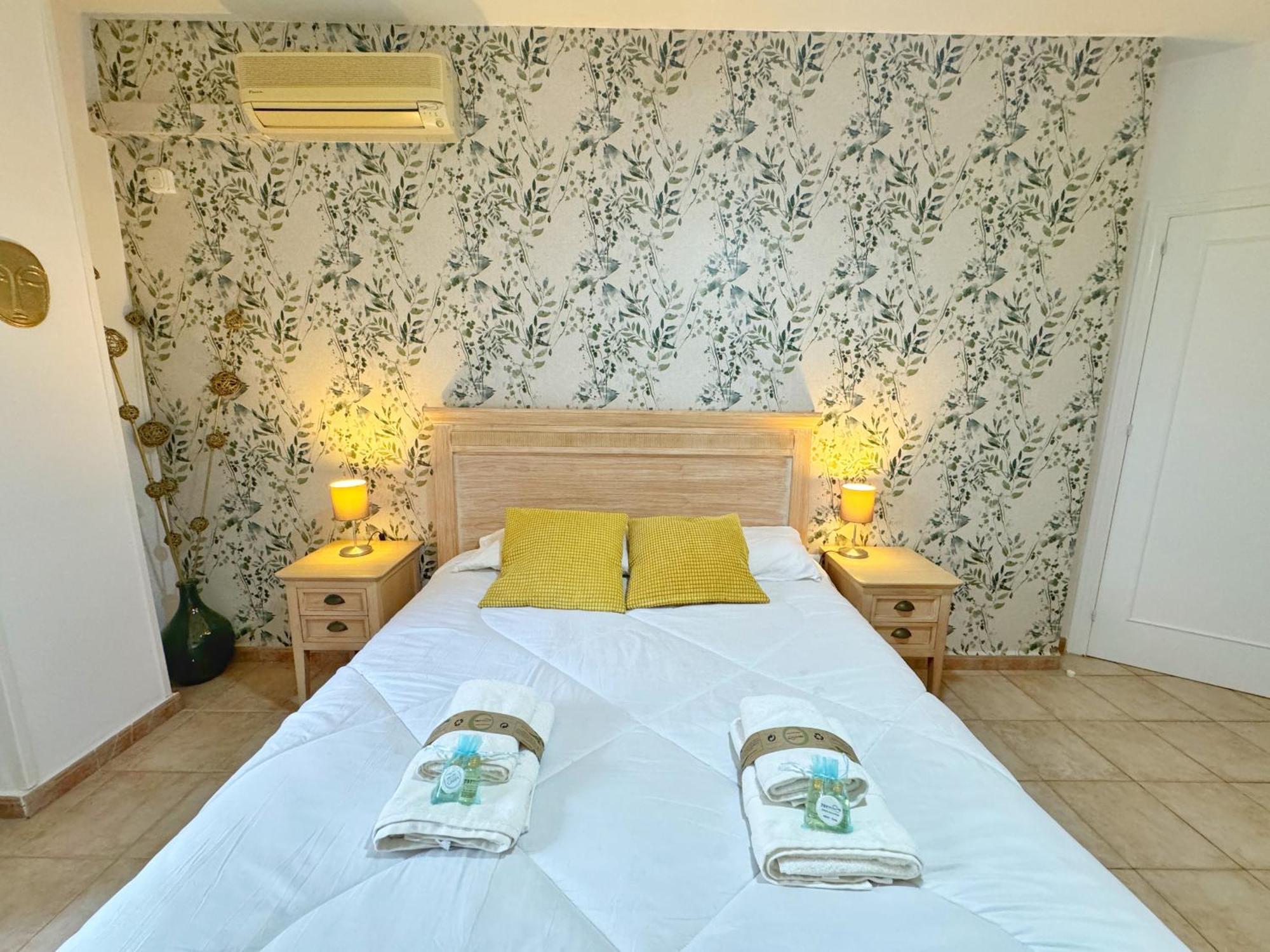 בנאלמדנה 797 Holiday Rentals- Precioso Piso Con Vistas Al Jardin En Benalbeach מראה חיצוני תמונה